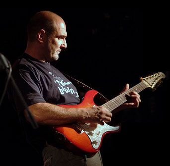 Bruno-De-Faveri-danelectro- (18K)