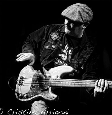Joe-Barreca--Blues-Made-in- (27K)