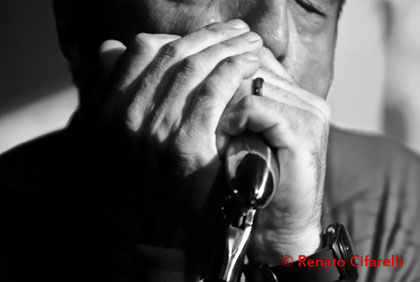 jimmy-ragazzon-armonica-02 (17K)